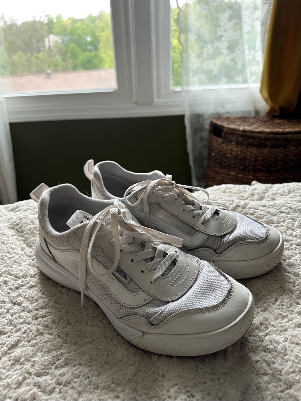 Vans White and Cream Low-Top Sneakers